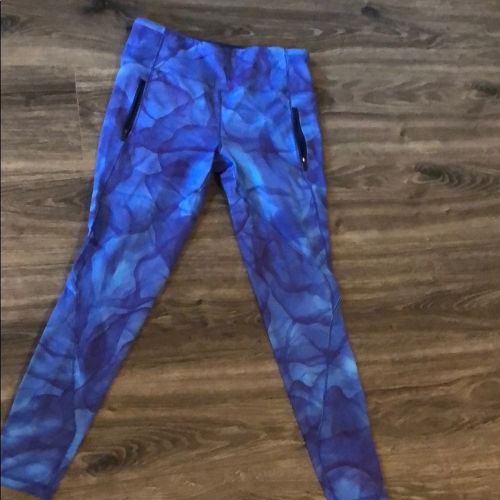 Lululemon leggings size 10